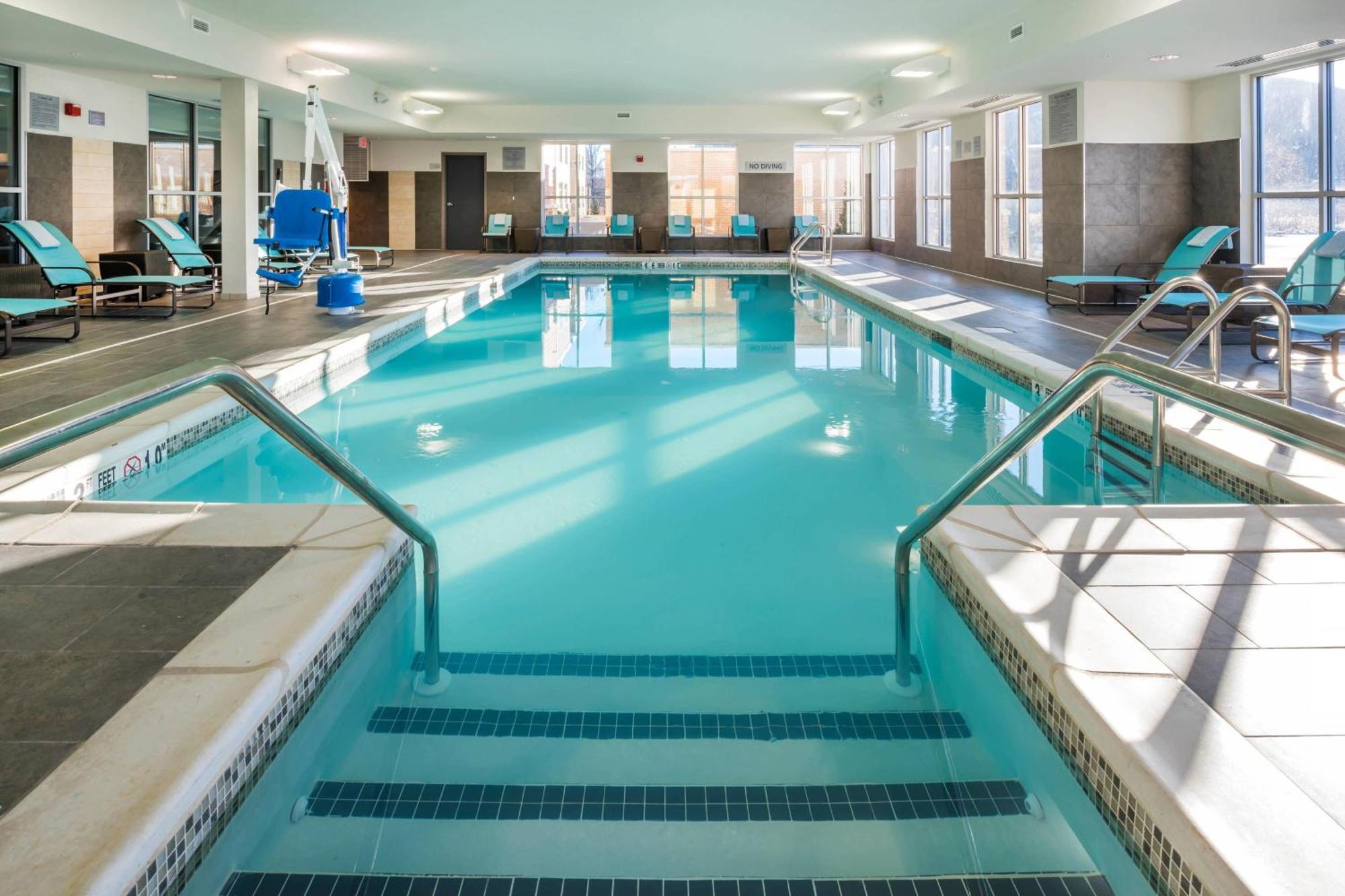 Springhill Suites By Marriott Фишкил Екстериор снимка